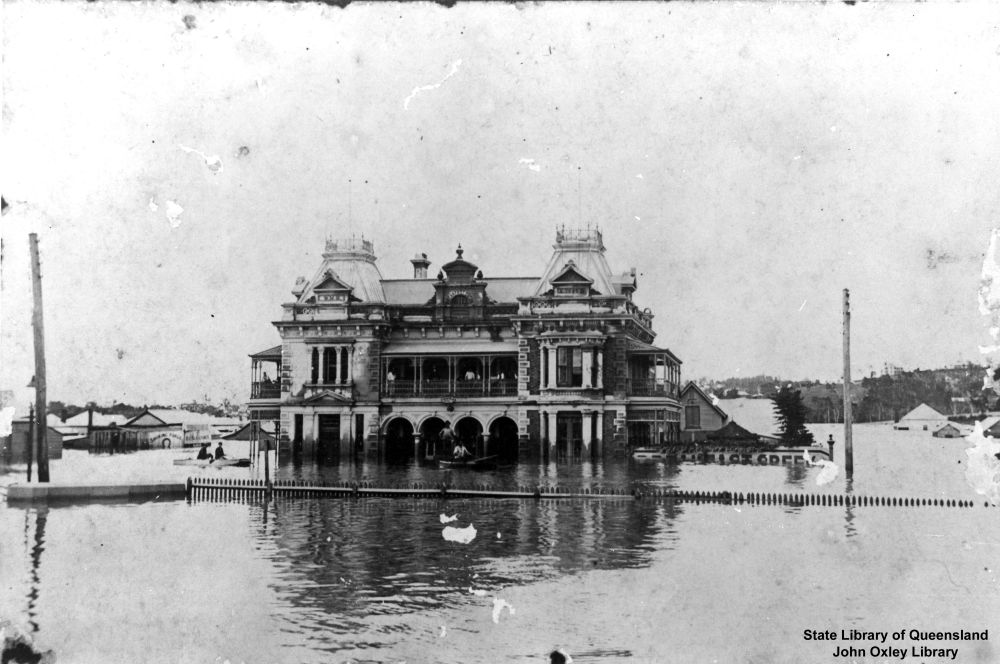 Flood waters at the Breakfast Creek Hotel, Brisbane, 1893