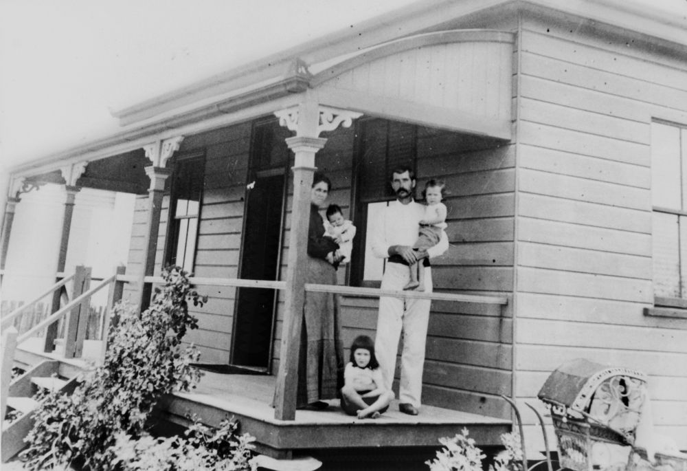 Devitt family home in Warwick, Queensland, 1906