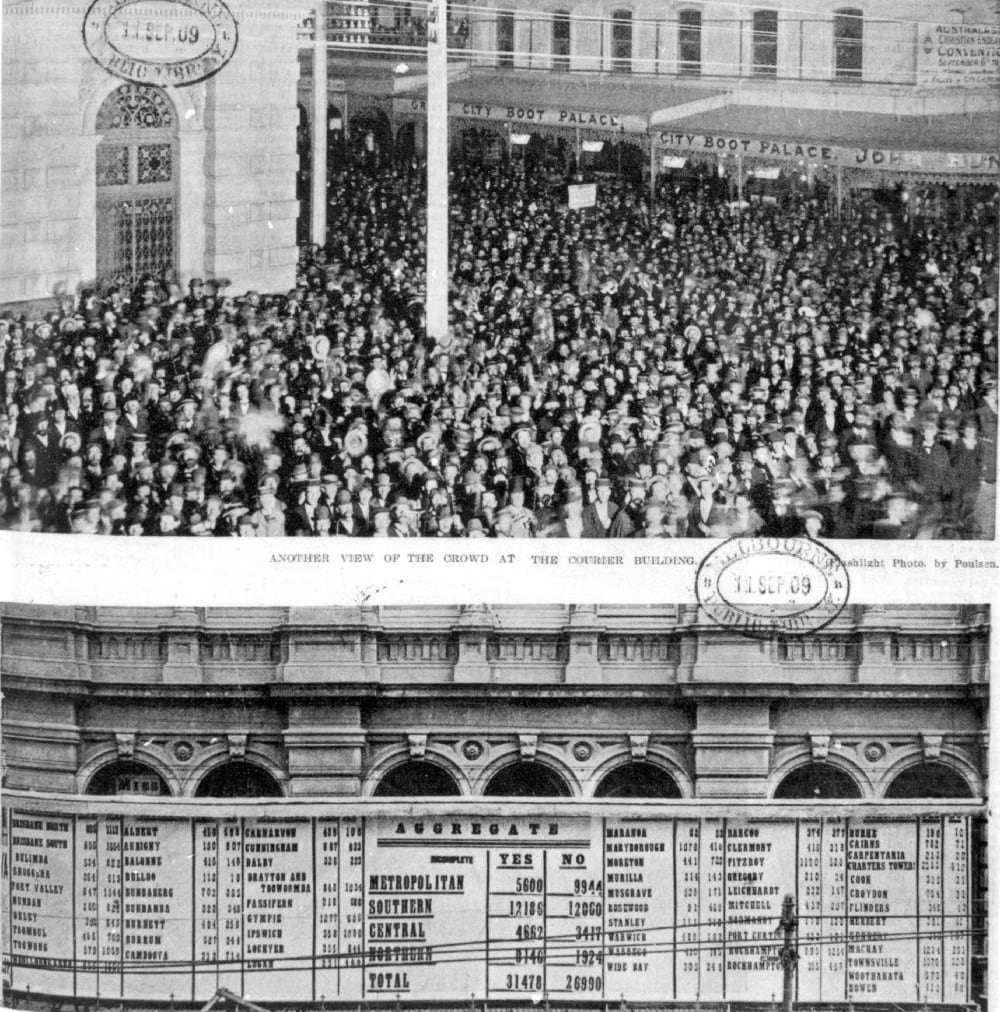 Crowds looking at the results board at the Courier Building on Referendum Night, Brisbane, Queensland, 1889